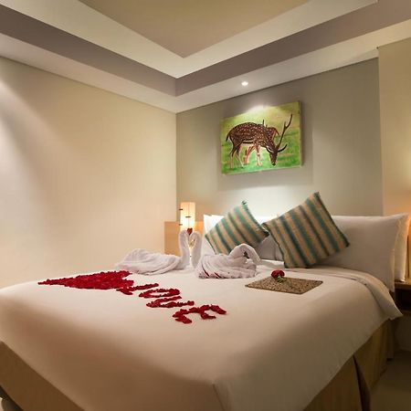 Swiss-Belcourt Bogor Hotel Екстериор снимка