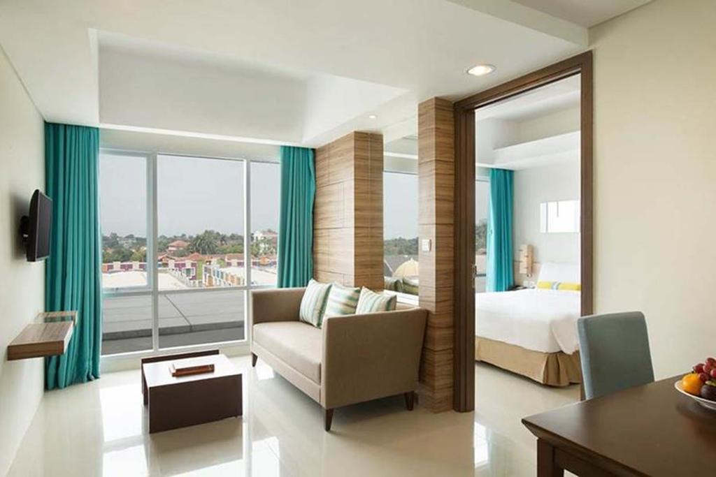 Swiss-Belcourt Bogor Hotel Екстериор снимка